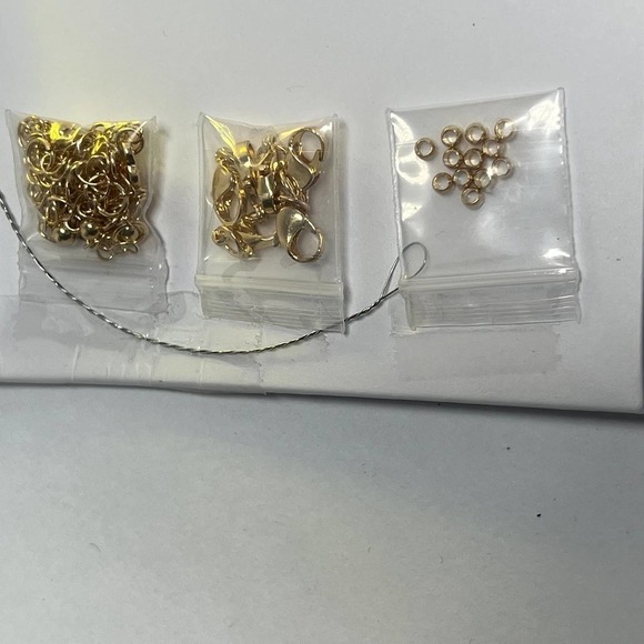 Nordstrom DIY Gold Initial Letter Name Message Bead Bracelet Kit w/ Pouch - Picture 3 of 5